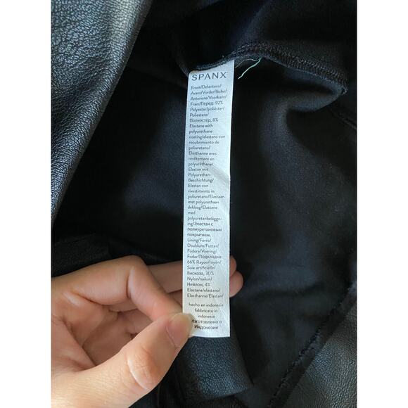 SPANX Leather Like Combo Fitted Dress in Classic Black Size 1X - Picture 7 of 7